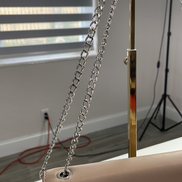 Badgley Mischka Metal Fringe Crossbody with Convertable Single-to-Double Strap - Picture 6 of 17